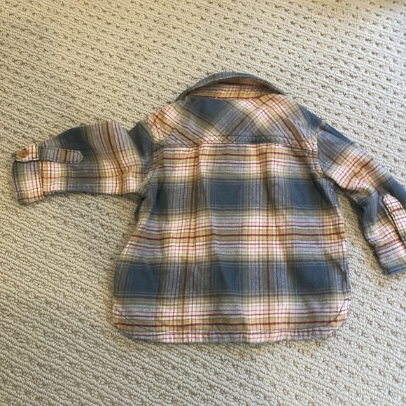 Little & co 6month flannel button down - Picture 5 of 6